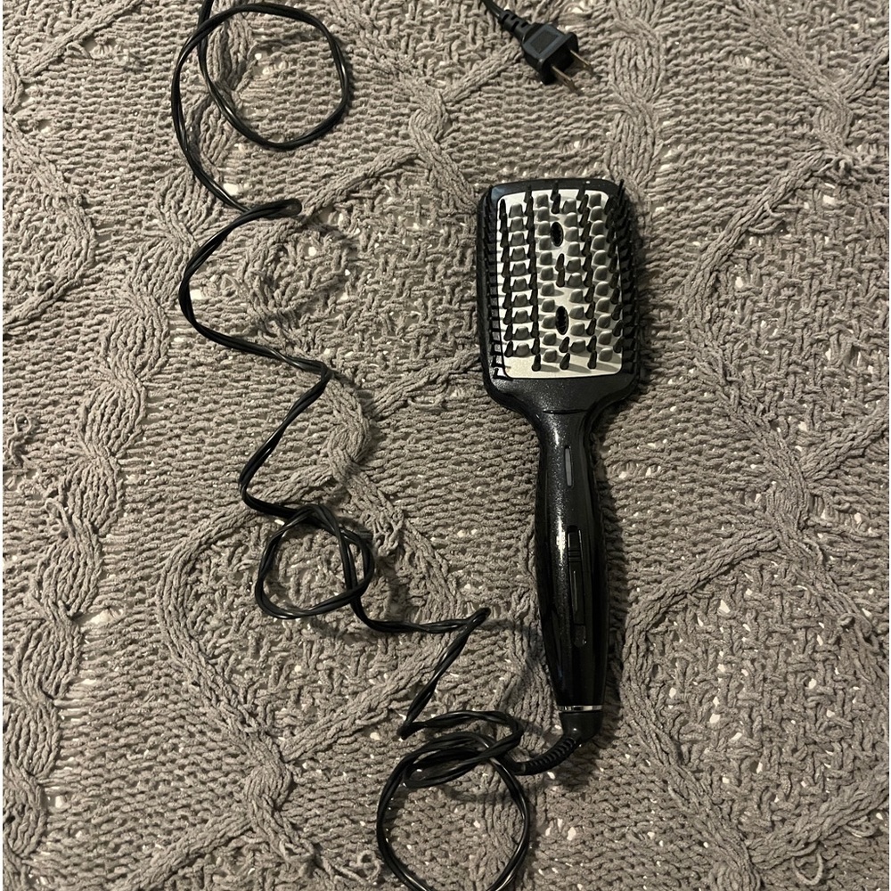 Hair straightener